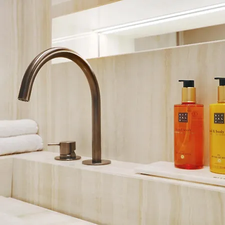 Thelander - Serviced In Louvre París