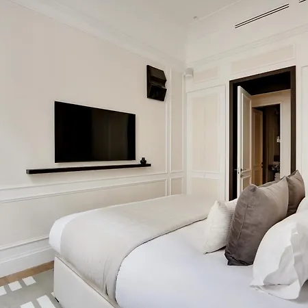 Thelander - Serviced In Louvre Paris