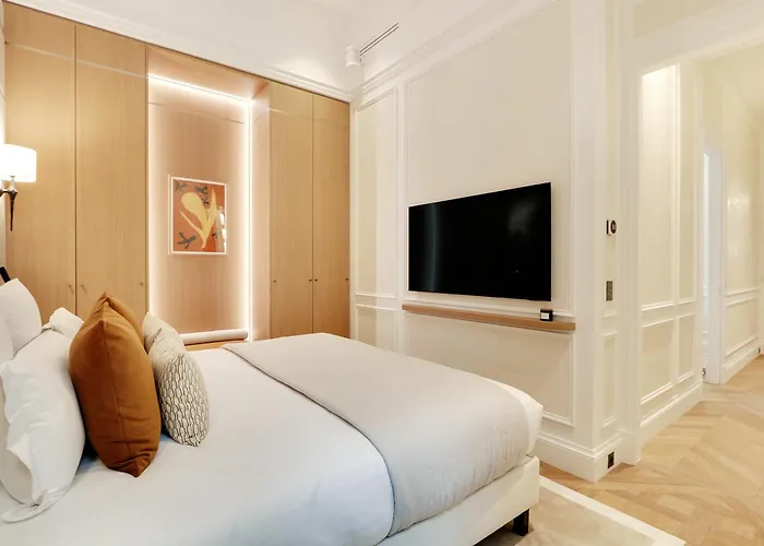 Thelander - Serviced In Louvre Paris