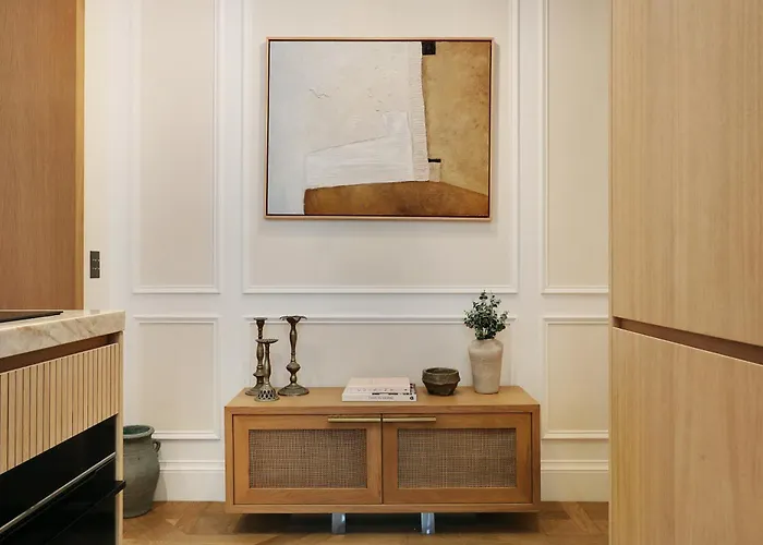 Thelander - Serviced In Louvre Apartamento *