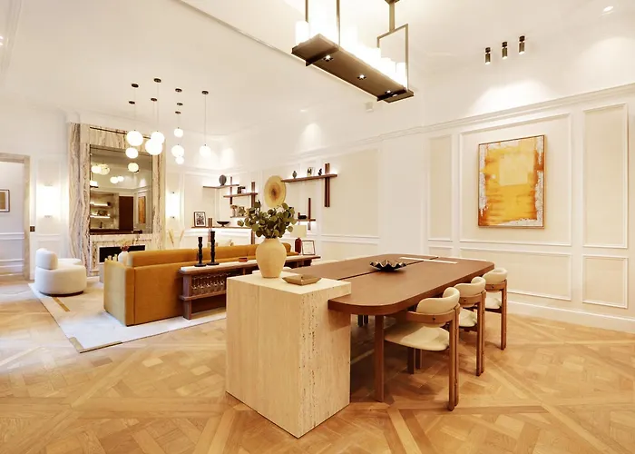 Thelander - Serviced In Louvre