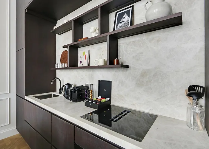 Thelander - Serviced In Louvre Paris