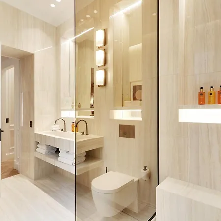 Thelander - Serviced In Louvre Apartman